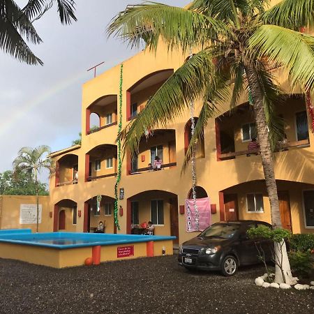 Hotel Cuamatzi Zihuatanejo Luaran gambar