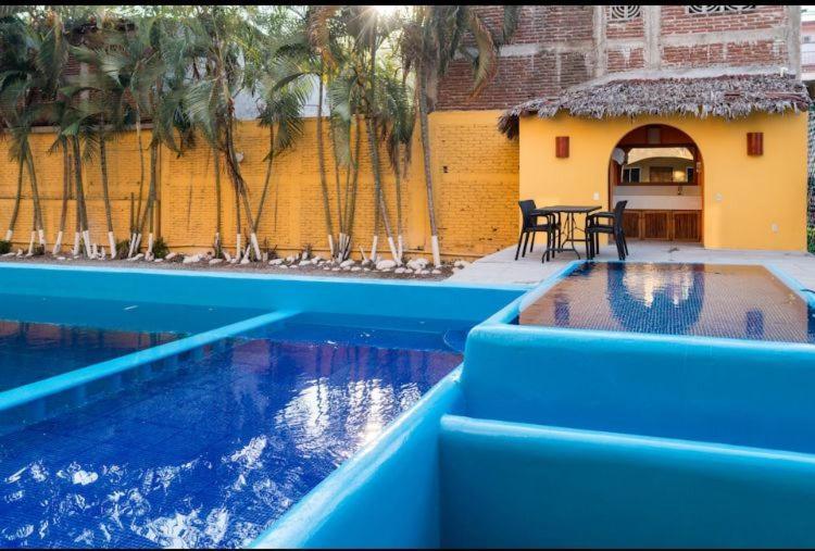 Hotel Cuamatzi Zihuatanejo Luaran gambar